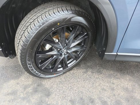 Used 2024 MAZDA CX-5 Carbon Edition image 9