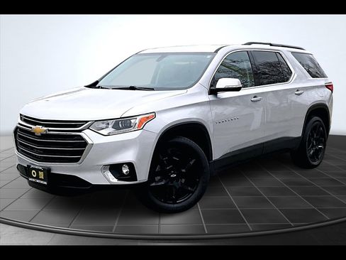 Used 2019 Chevrolet Traverse LT w/ LPO, Floor Liner Package image 1