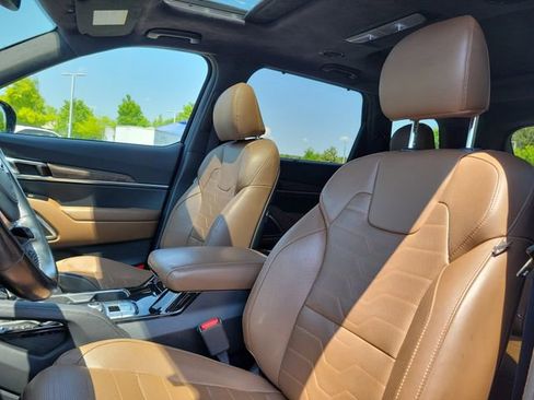 Certified 2020 Kia Telluride SX w/ SX Prestige Package AWD/4WD image 14
