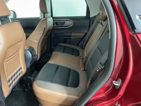 Used 2025 Ford Bronco Sport Outer Banks w/ Sasquatch Outer Banks Package image 29