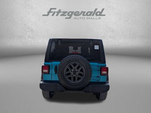 Used 2024 Jeep Wrangler Sport AWD/4WD image 6