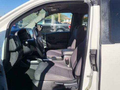 Used 2022 Nissan Frontier S AWD/4WD image 23
