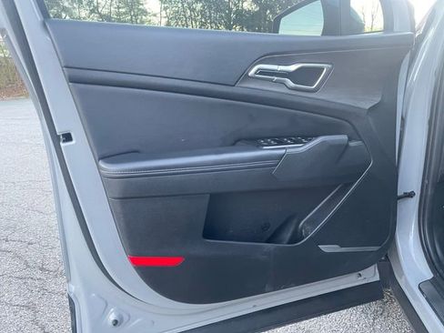 Used 2023 Kia Sportage X-Line w/ X-Line Premium Package image 17