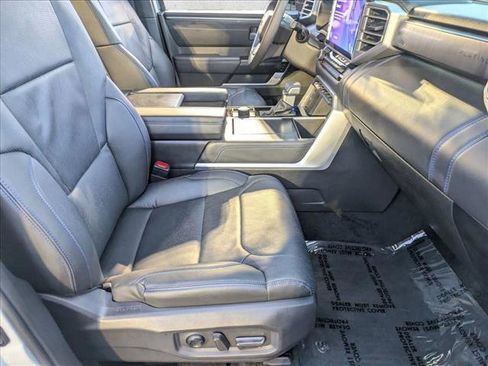 Used 2025 Toyota Sequoia Platinum image 20