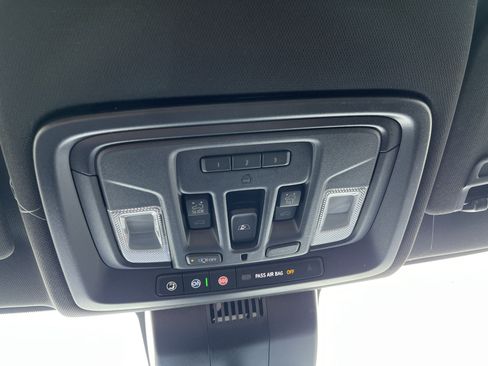 New 2026 GMC Sierra 2500 AT4 w/ AT4 Premium Plus Package AWD/4WD image 19