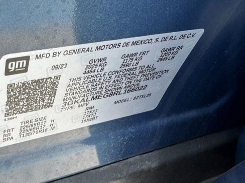 Used 2024 GMC Terrain SLE w/ Driver Convenience Package image 28