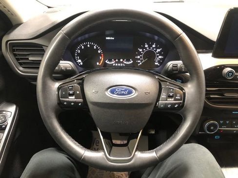 Used 2022 Ford Escape SE w/ Cold Weather Package AWD/4WD image 23