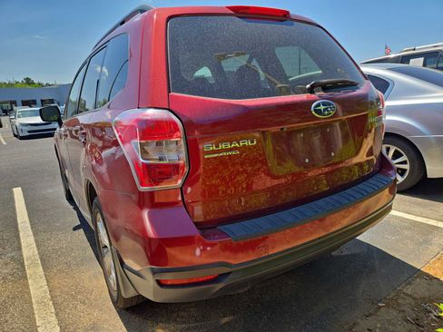 Used 2015 Subaru Forester 2.5i Premium w/ All-Weather Package image 4