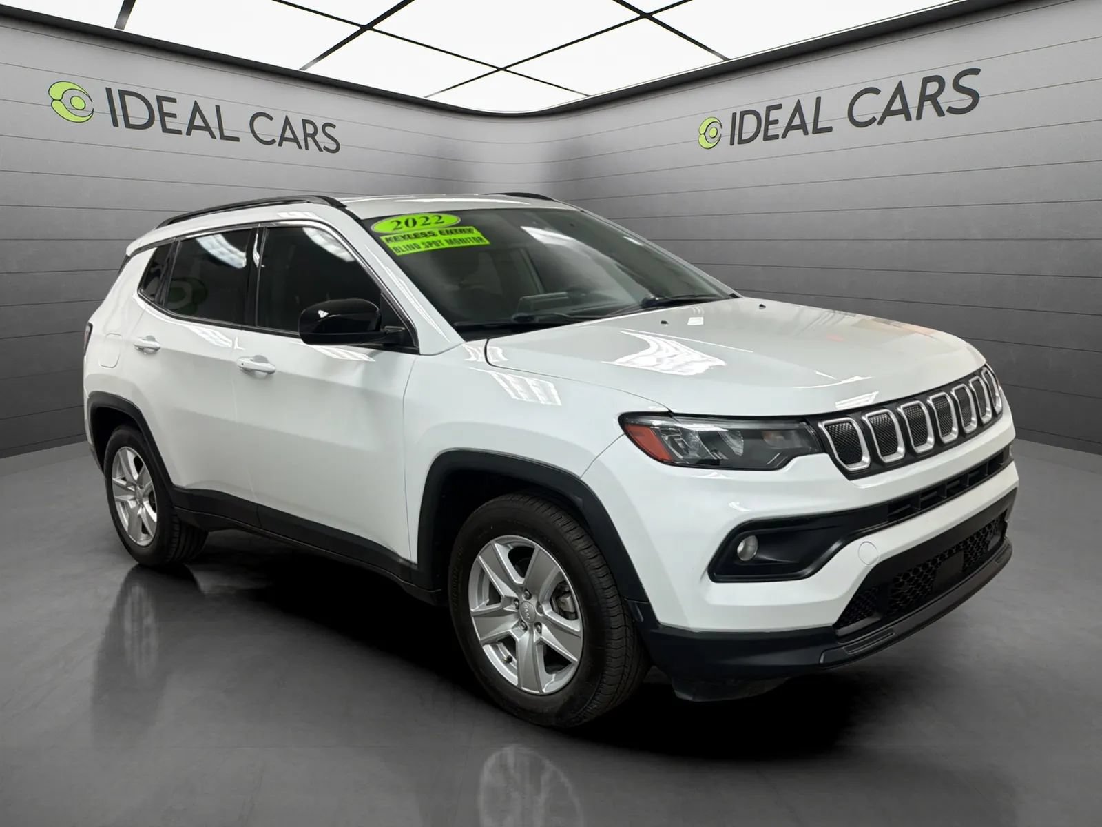 Used 2022 Jeep Compass Latitude FWD image 7