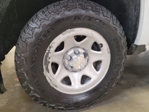 Used 2019 Chevrolet Silverado 1500 W/T image 31