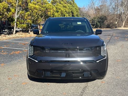 New 2026 Kia EV9 Land w/ Nightfall Edition Package AWD/4WD image 8