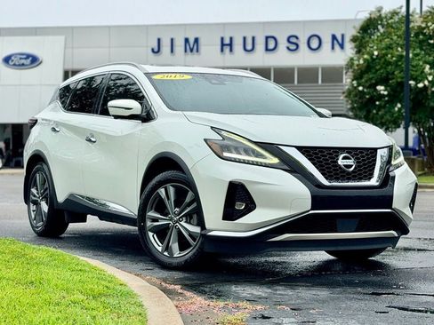 Used 2019 Nissan Murano Platinum FWD image 2