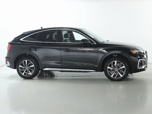 Used 2023 Audi Q5 2.0T Premium w/ Convenience Package AWD/4WD image 11