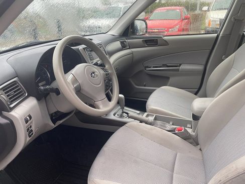 Used 2011 Subaru Forester 2.5X image 4