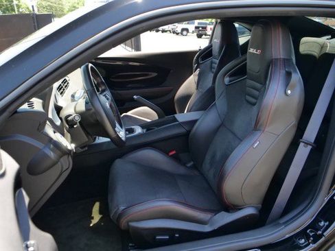 Used 2015 Chevrolet Camaro ZL1 RWD image 3