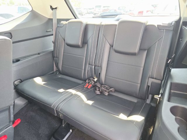 Used 2023 Volkswagen Atlas SE AWD/4WD image 10