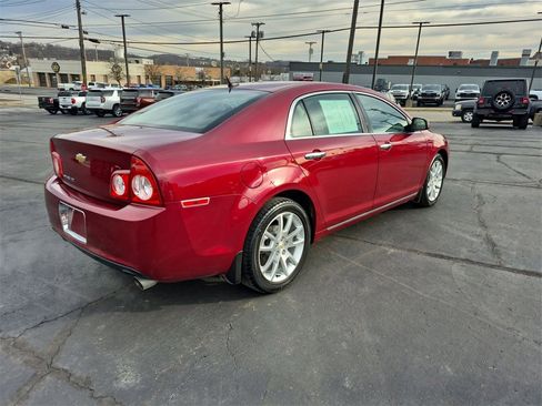 Used 2010 Chevrolet Malibu LTZ w/ HFV6 Engine Package image 15
