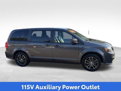 Used 2018 Dodge Grand Caravan GT FWD image 21