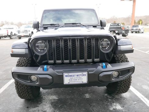 Used 2021 Jeep Wrangler Unlimited Rubicon 4xe w/ Cold Weather Group AWD/4WD image 2