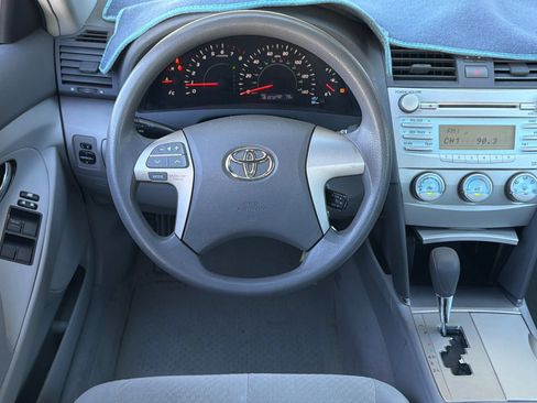 Used 2007 Toyota Camry LE FWD image 13