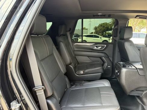 Used 2021 Chevrolet Tahoe RST w/ Luxury Package RWD image 32