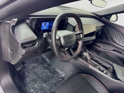 Used 2025 Dodge Charger R/T w/ Quick Order Package 25M R/T image 10