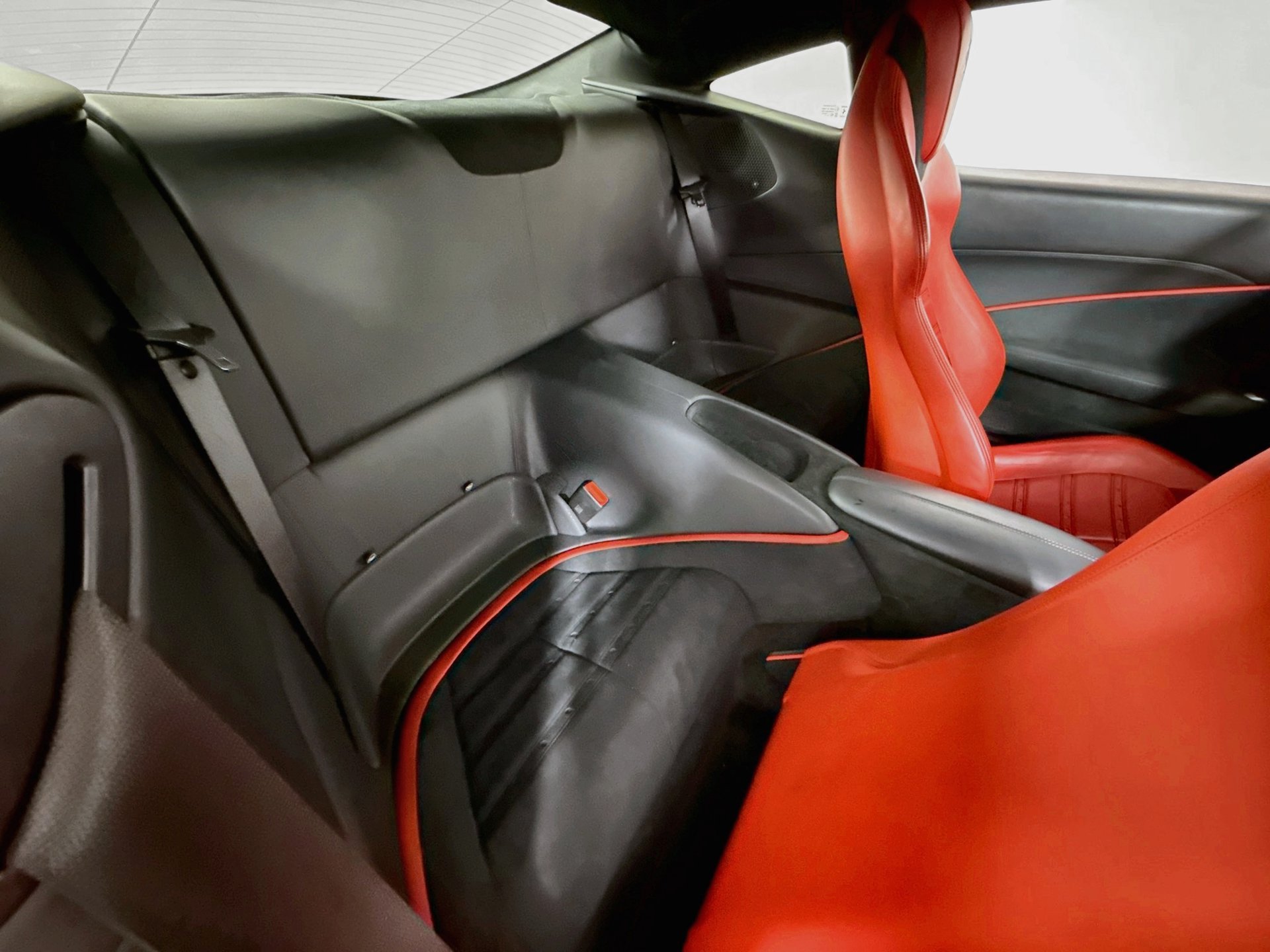 Certified 2021 Ferrari Roma RWD image 22