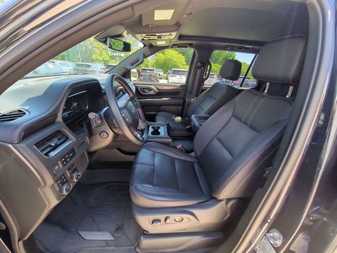 Used 2023 Chevrolet Tahoe RST w/ Luxury Package AWD/4WD image 16