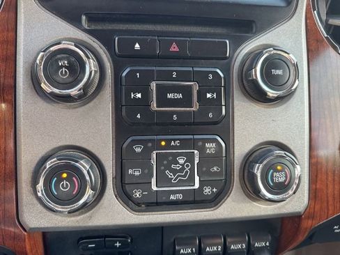 Used 2015 Ford F350 King Ranch AWD/4WD image 42