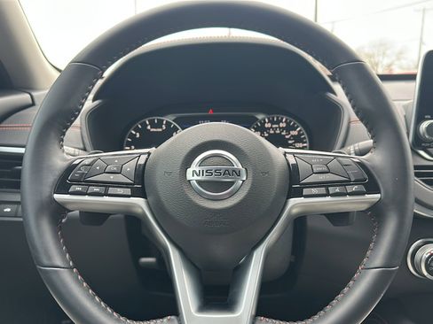 Used 2021 Nissan Altima 2.5 SR image 27