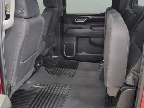 Used 2024 Chevrolet Silverado 1500 RST AWD/4WD image 18