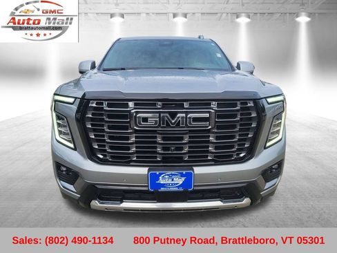 Used 2025 GMC Yukon XL Denali Ultimate AWD/4WD image 10