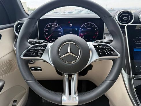 Used 2026 Mercedes-Benz GLC 300 4MATIC image 12