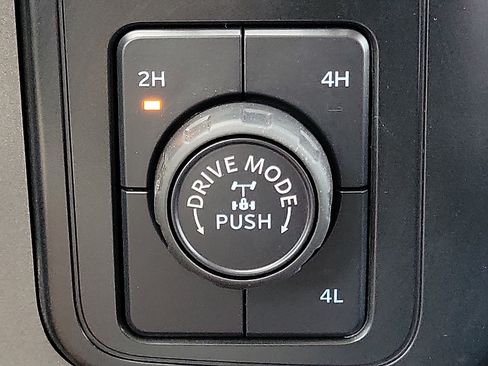 Used 2024 Ford F150 XLT w/ FX4 Off-Road Package AWD/4WD image 16