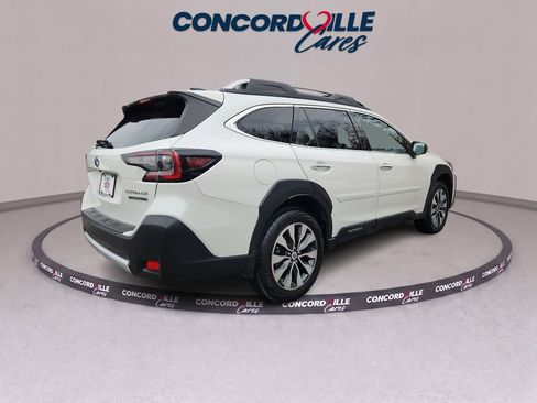 Certified 2023 Subaru Outback Touring XT AWD/4WD image 7