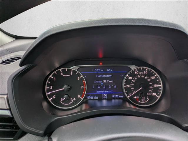 Used 2024 Nissan Altima 2.5 SV FWD image 11