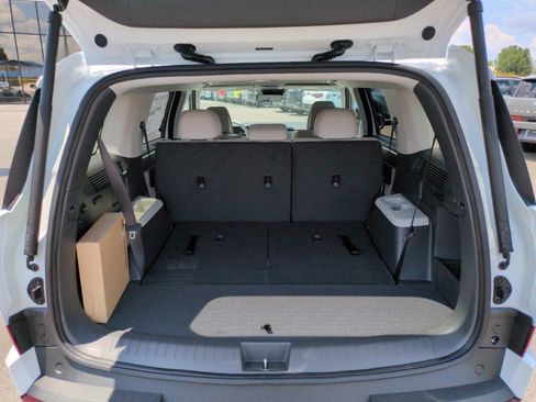 New 2026 Hyundai Santa Fe SE AWD/4WD image 28