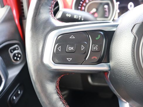 Used 2020 Jeep Gladiator Rubicon AWD/4WD image 22