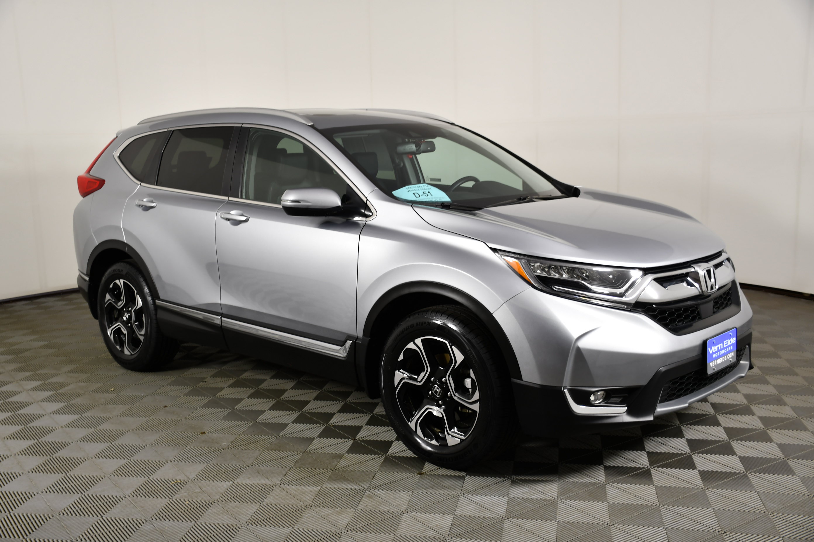 Used 2019 Honda CR-V Touring image 4