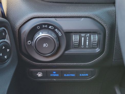 Used 2022 Jeep Wrangler Unlimited Rubicon 4xe w/ Steel Bumper Group AWD/4WD image 12