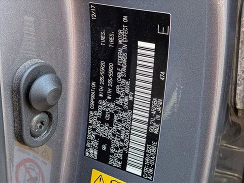 Used 2018 Lexus RX 350L w/ Premium Package image 17