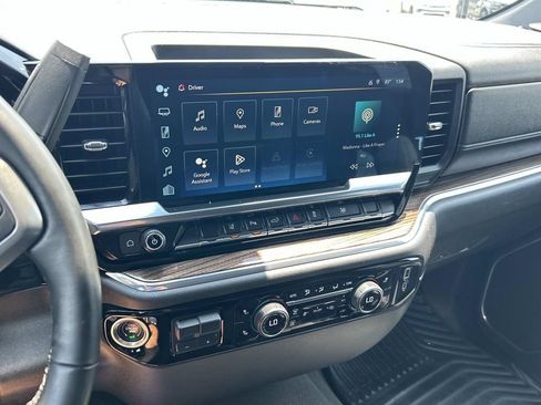 Used 2024 Chevrolet Silverado 2500 LT w/ Safety Package AWD/4WD image 35