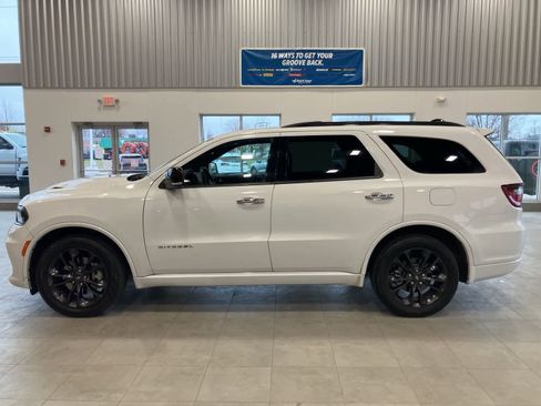 Used 2024 Dodge Durango R/T w/ Blacktop Package AWD/4WD image 8