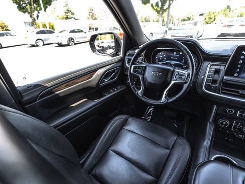 Used 2023 Chevrolet Tahoe Z71 AWD/4WD image 23