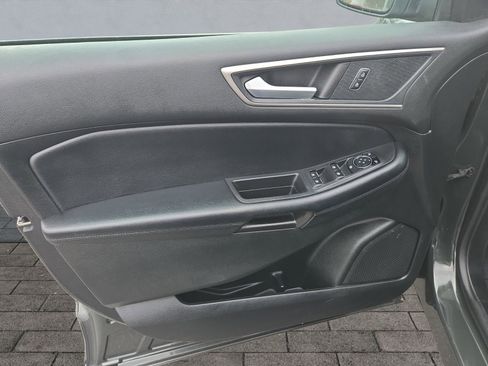 Certified 2023 Ford Edge SEL w/ Convenience Package image 10