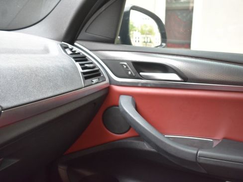 Used 2024 BMW X3 sDrive30i w/ M Sport Package RWD image 17