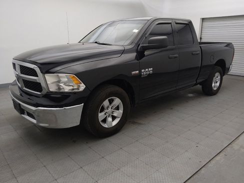 Used 2020 RAM 1500 Tradesman w/ Chrome Plus Package RWD image 2