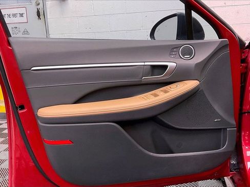 Used 2021 Hyundai Sonata Limited w/ Cargo Package image 19