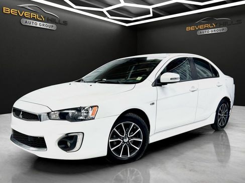 Used 2017 Mitsubishi Lancer ES image 1