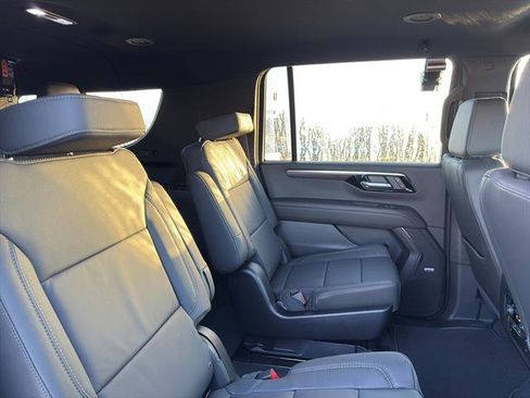 New 2026 Chevrolet Suburban LT w/ Comfort Package image 11